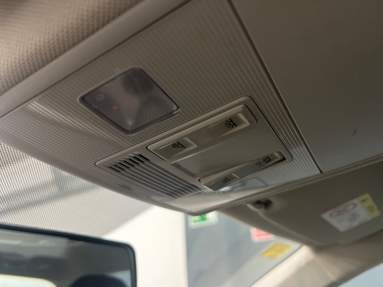 Volkswagen Polo Advance 1.6 TDI 70kW (95CV) - foto 18