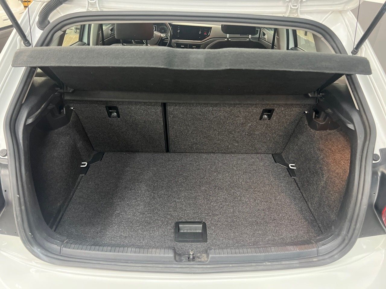 Volkswagen Polo Advance 1.6 TDI 70kW (95CV) - foto 29