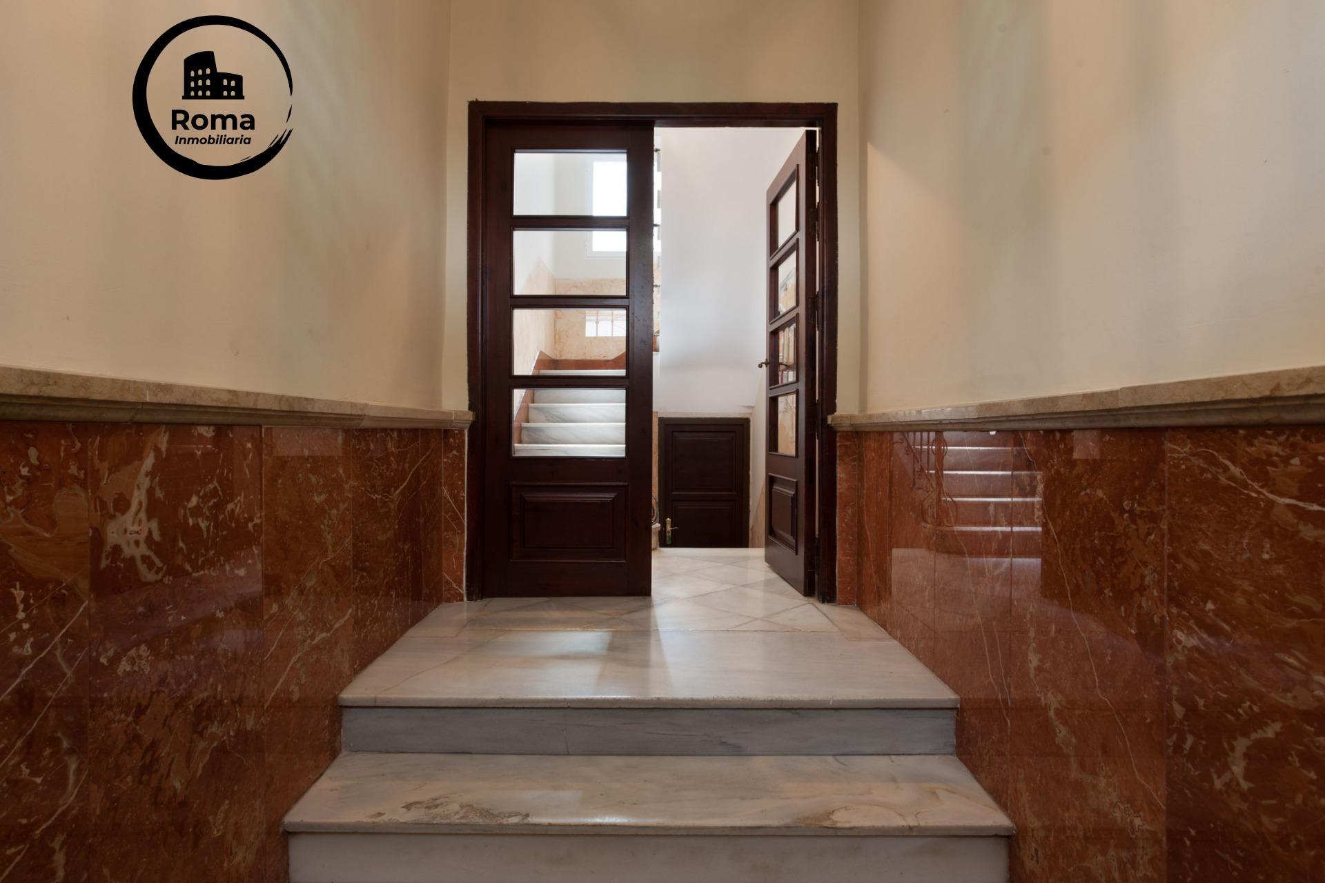 ATENCIÓN INVERSORES!!! Magnífico Edificio en pleno Centro de - foto 37