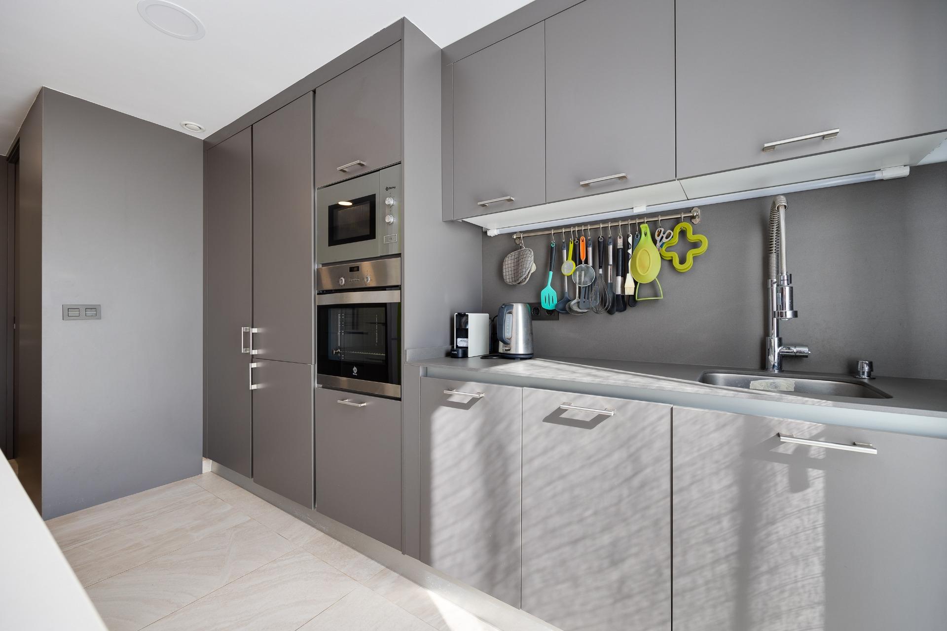 Apartamento en planta baja con preciosa terraza y garaje - foto 22