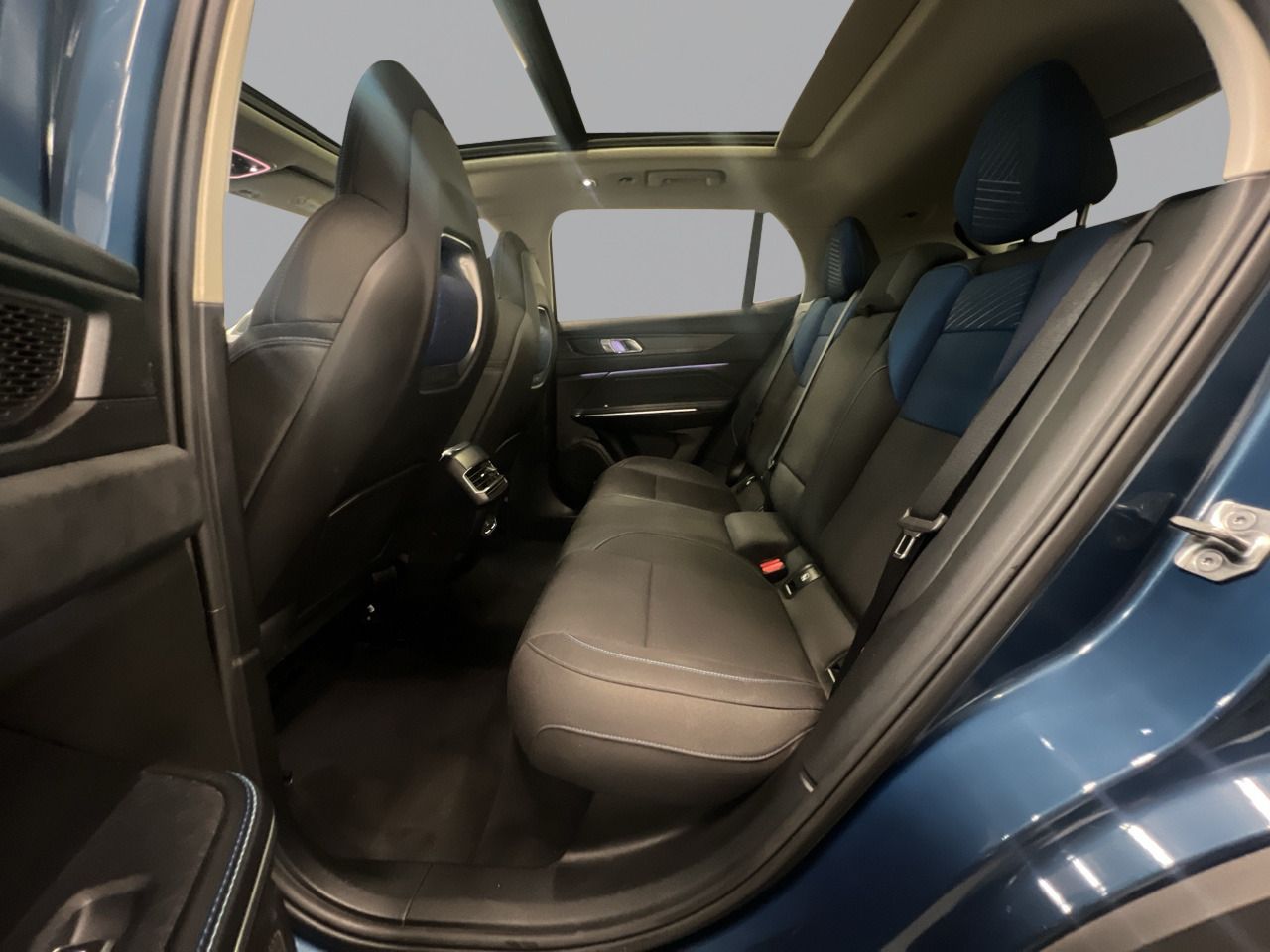 Lynk & Co 01 1.5 PHEV - foto 9