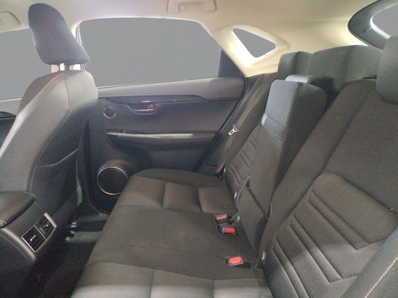 Lexus NX 2.5 300h Business Navigation 2WD - foto 9