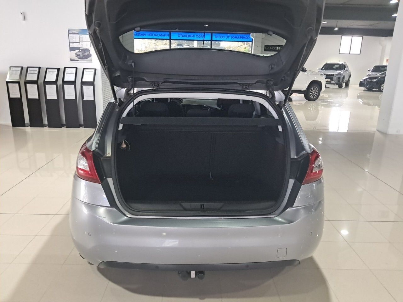 Peugeot 308 5p Style 1.6 BlueHDi 100 - foto 30