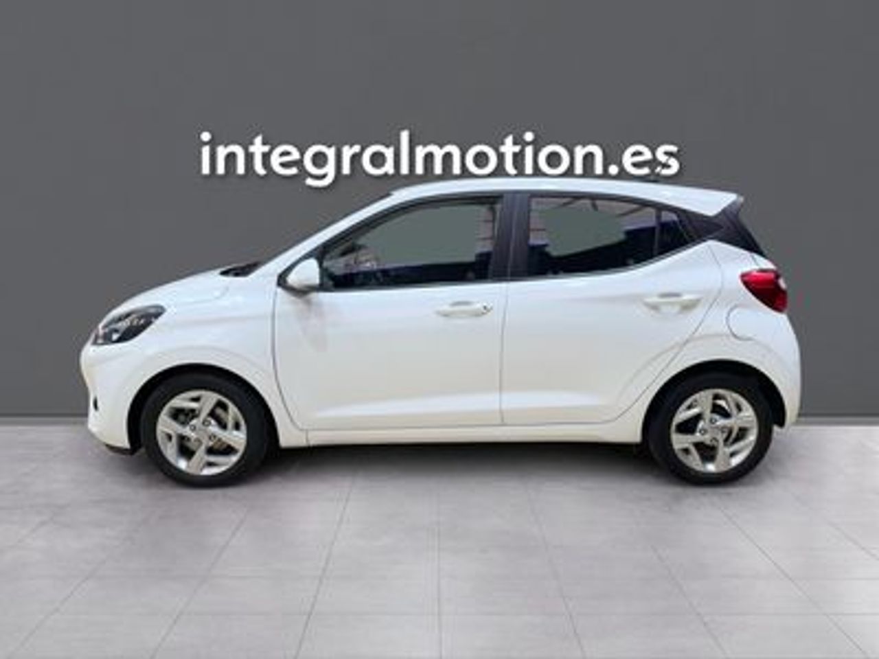 Hyundai i10 1.0 Klass - foto 23