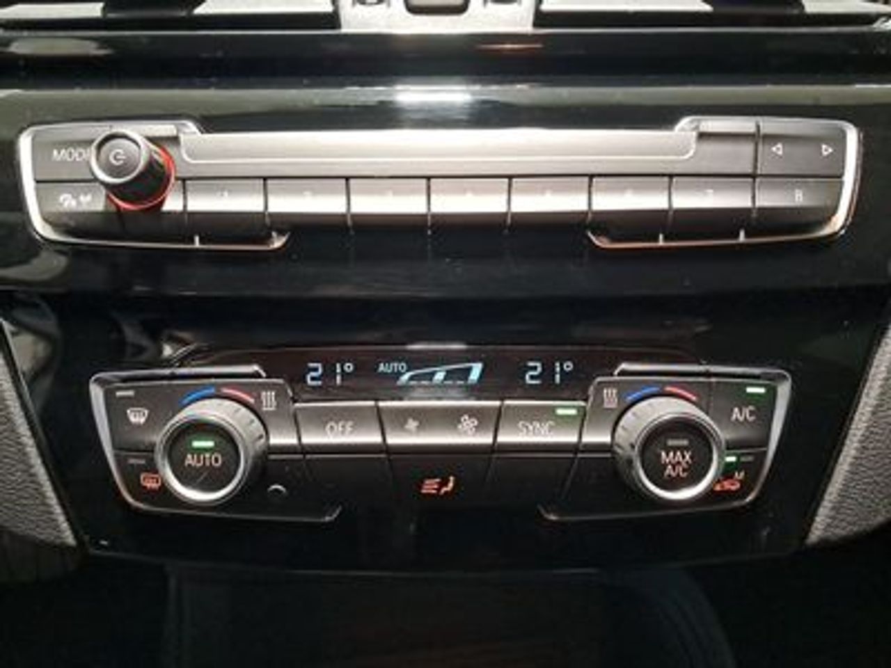 BMW X1 sDrive18dA Corporate - foto 16