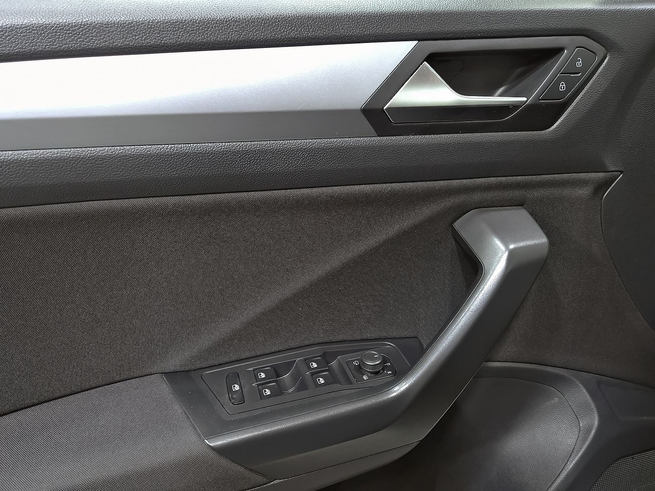 Volkswagen T-Roc Life 2.0 TDI 110kW (150CV) - foto 12