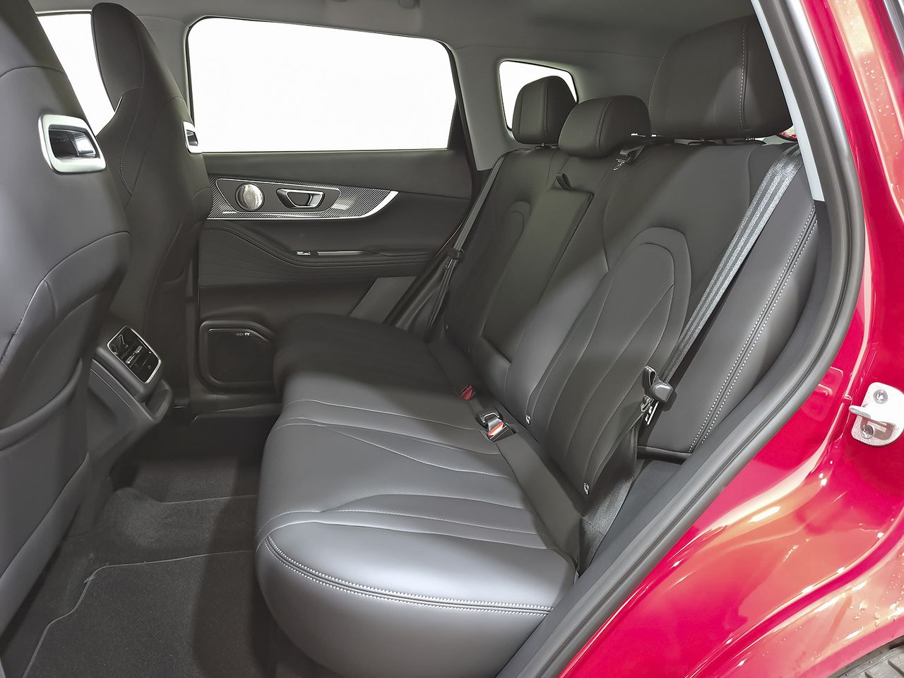 Ebro S700 1.5 TGDI PHEV Luxury E-CVT - foto 8