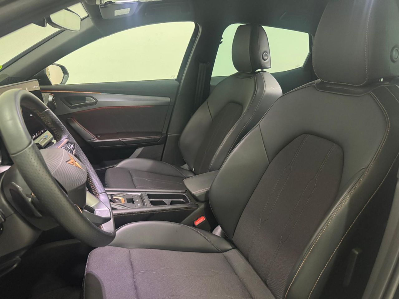 Cupra Formentor 1.5 eTSI 110 kW - foto 14