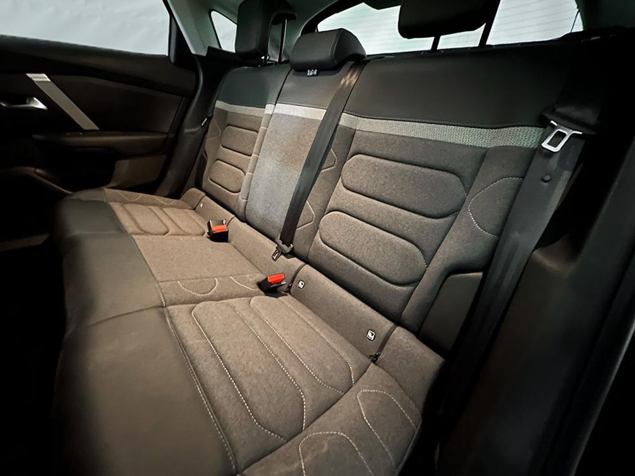 Citroën C4 1.2 130CV Feel pack - foto 17