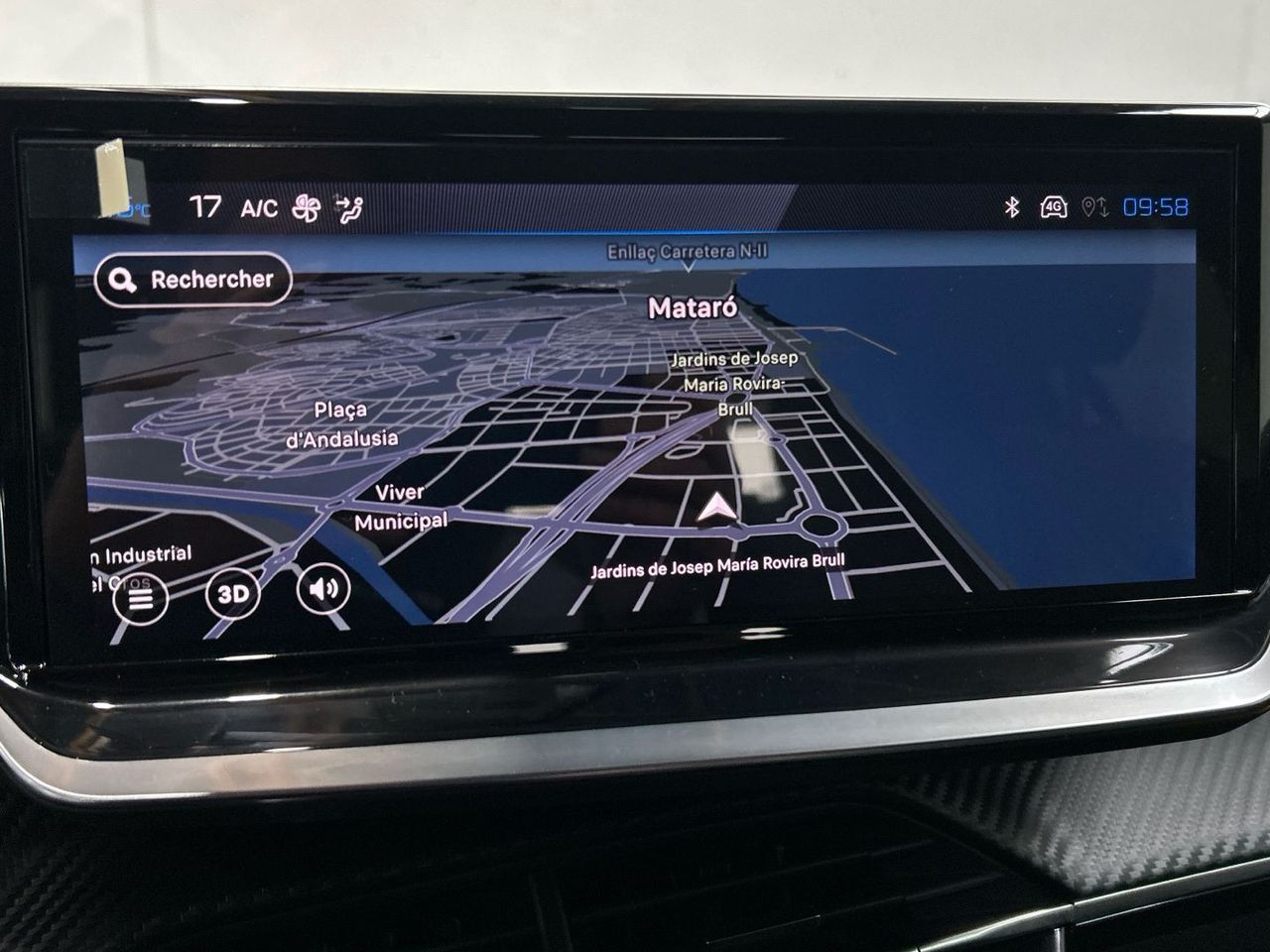 Peugeot 208 Allure Hybrid eDCS6 81 kW (110 CV) - foto 15