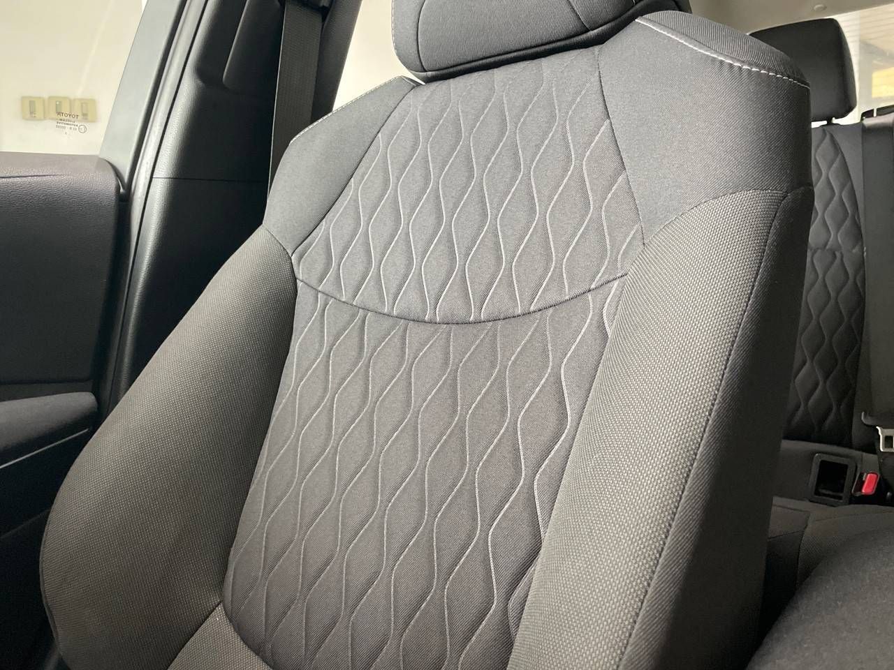 Toyota Corolla 140H Active - foto 12