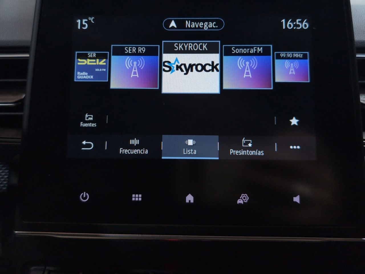 Renault Arkana Evolution - foto 17