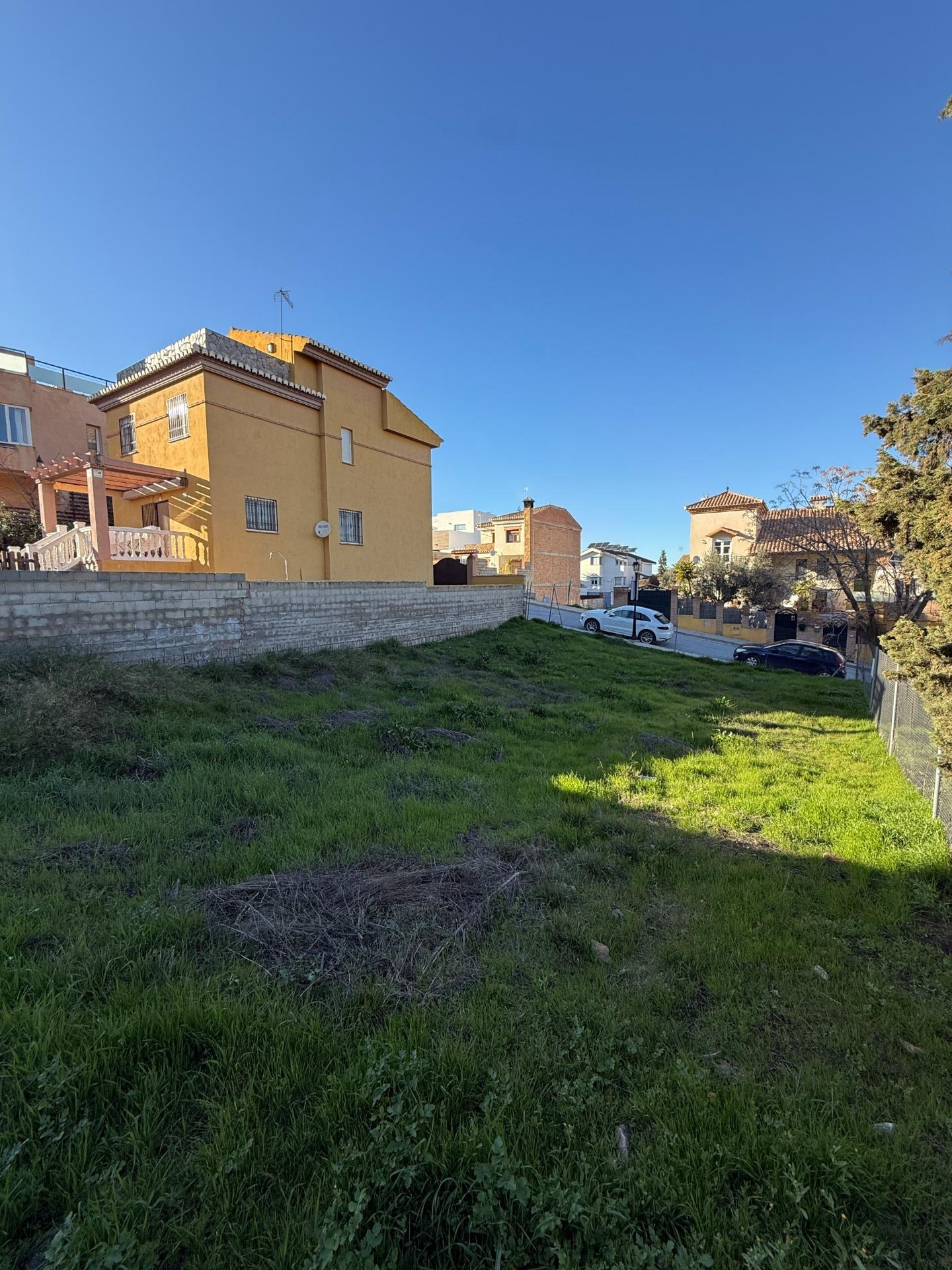 Terreno urbano de 305 m2 en la exclusiva urbanización Sueños - foto 8