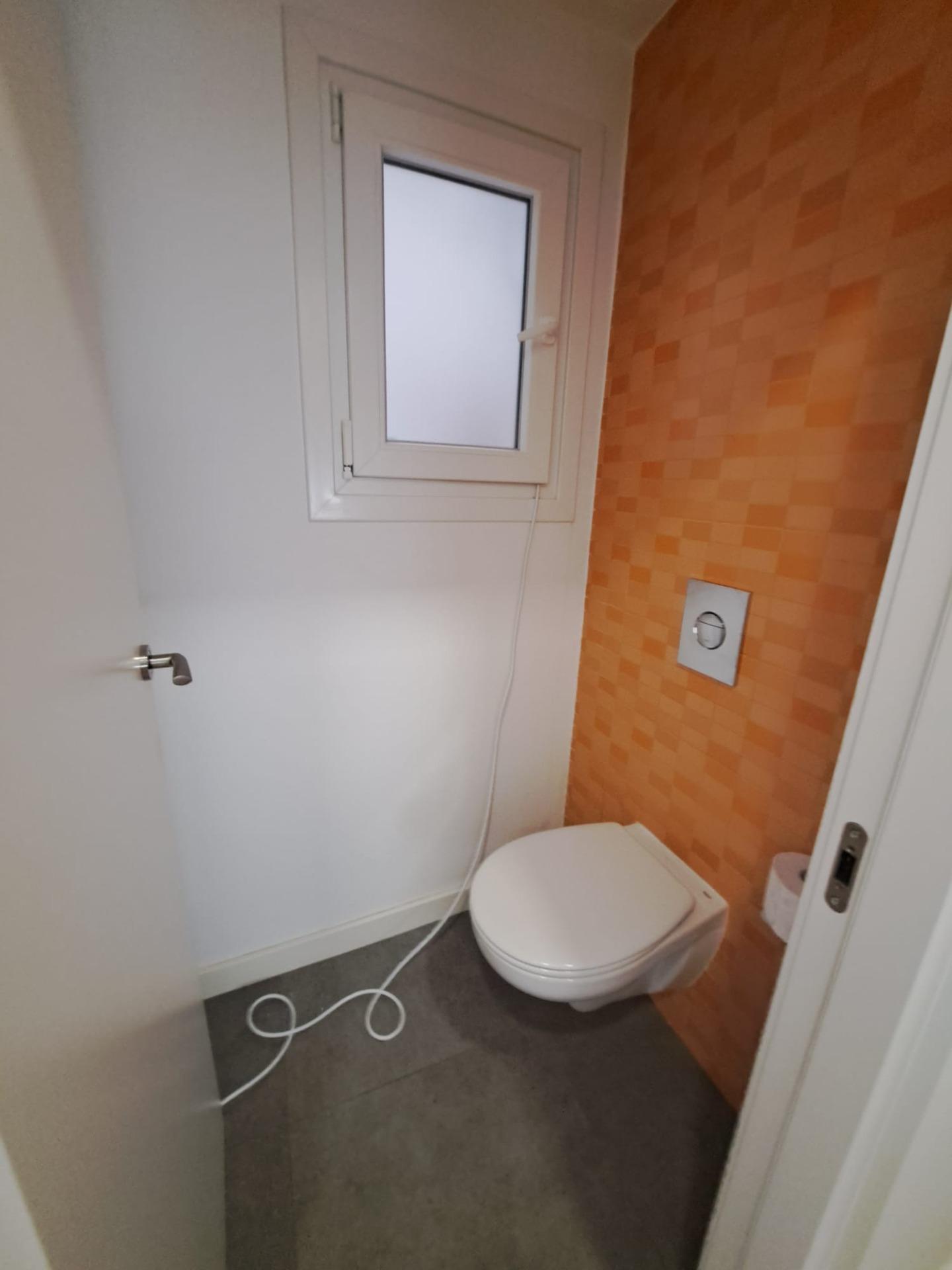 PISO AMUEBLADO  DE 3 DORMITORIOS IDEAL PARA COMPARTIR - foto 6