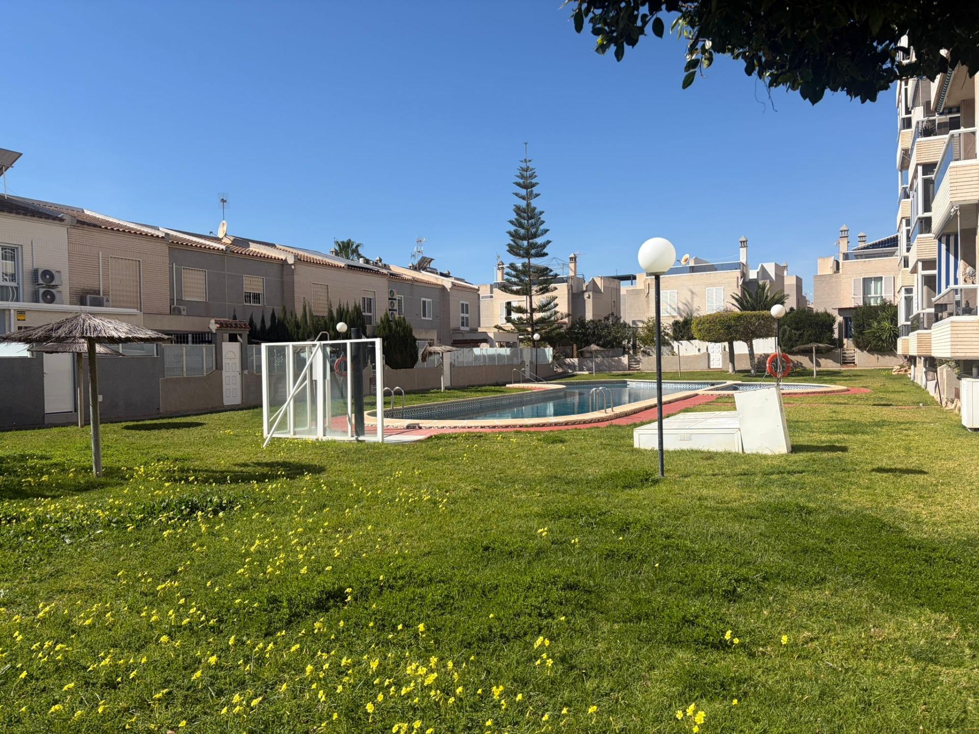 Dos hermosos apartamentos en venta en Torrevieja – ¡Listos p - foto 22