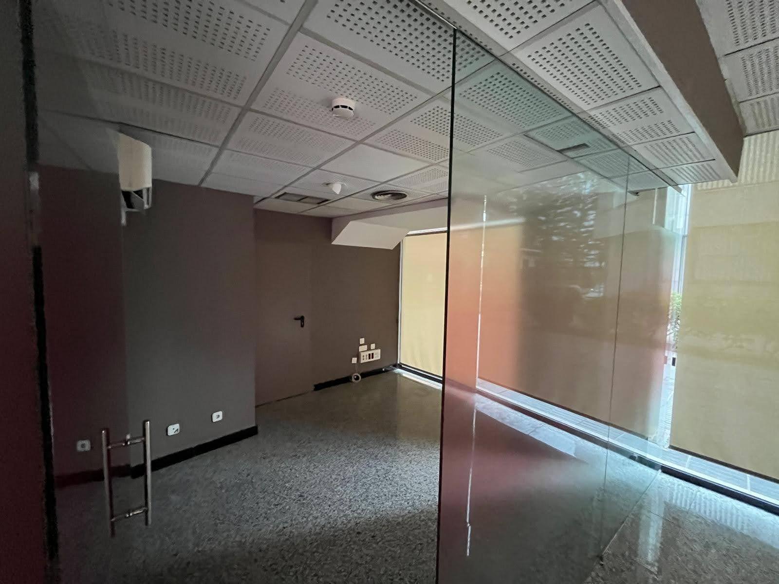 Oportunidad única - Local en la Plaza de la Feria - foto 7