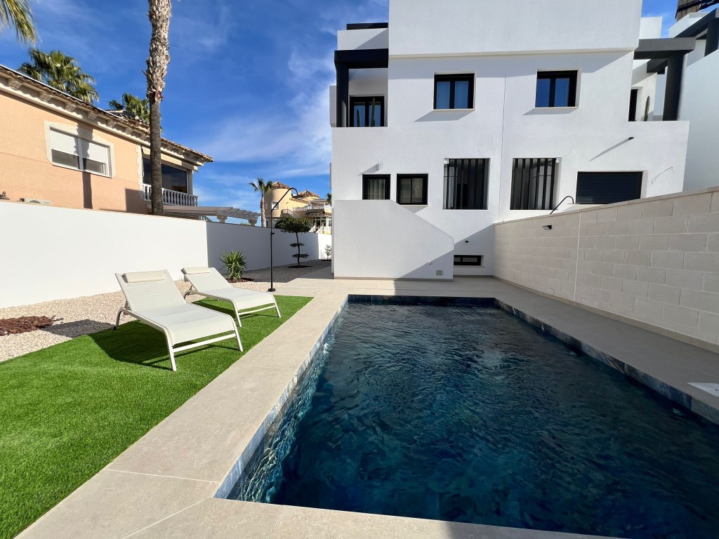 Casa de pueblo en Venta en Benferri Alicante - foto 34