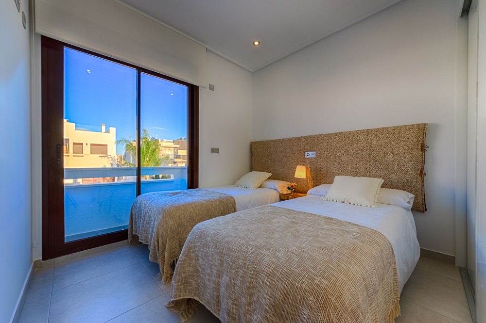 Casa de pueblo en Venta en Pilar de La Horadada Alicante - foto 17