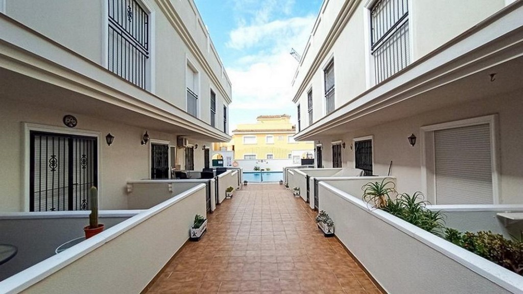 Venta de piso en Formentera del segura, de 60m2 con 2 dormit - foto 5