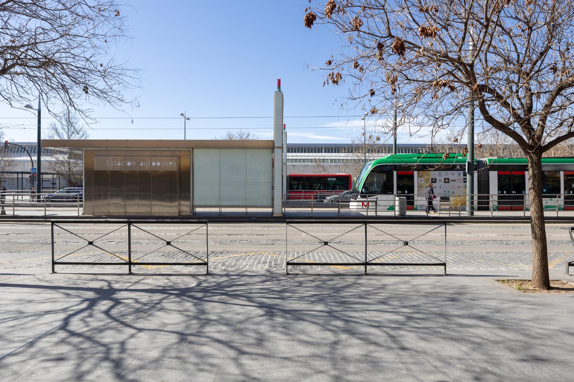 SE VENDE LOCAL COMERCIAL FRENTE estación DE AUTOBUSES - foto 26