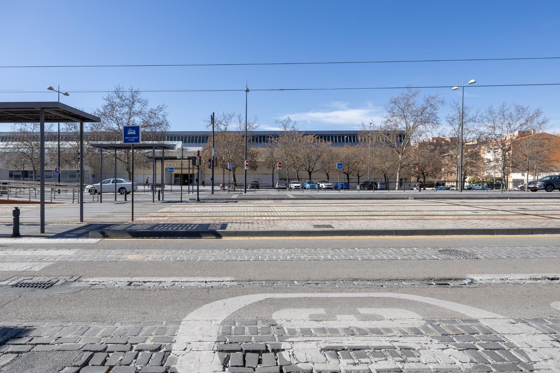 SE VENDE LOCAL COMERCIAL FRENTE estación DE AUTOBUSES - foto 31