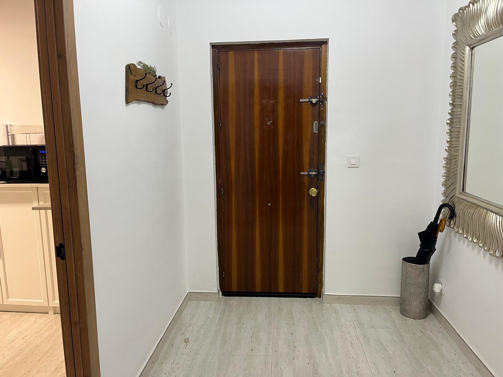 GRAN PISO FAMILIAR DE 170 M/2 CON TERRAZA Y DOS PATIOS JUNTO - foto 38