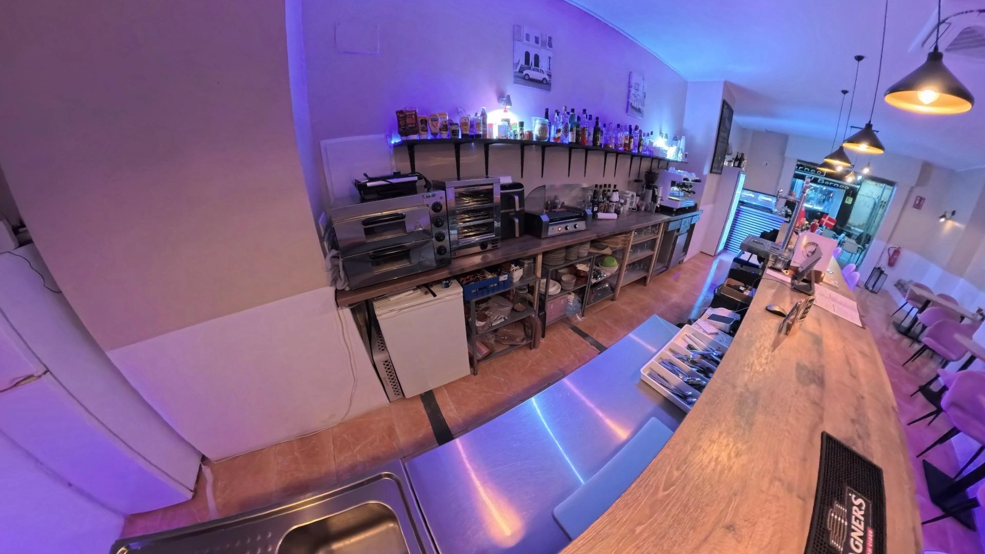 Negocio de Hostelería en Traspaso – Gran Superficie, Alquile - foto 3