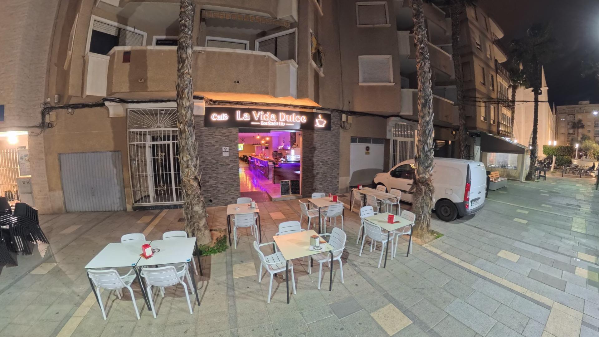 Negocio de Hostelería en Traspaso – Gran Superficie, Alquile - foto 11