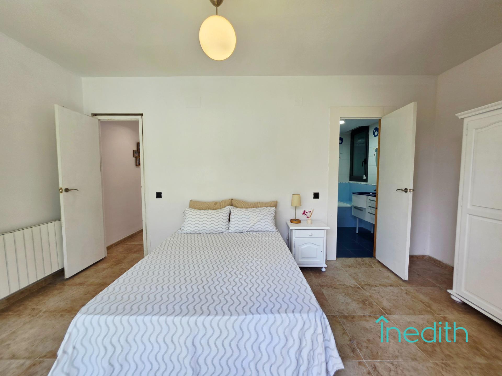 Preciosa casa de diseño en Cubelles rodeada de naturaleza y  - foto 46