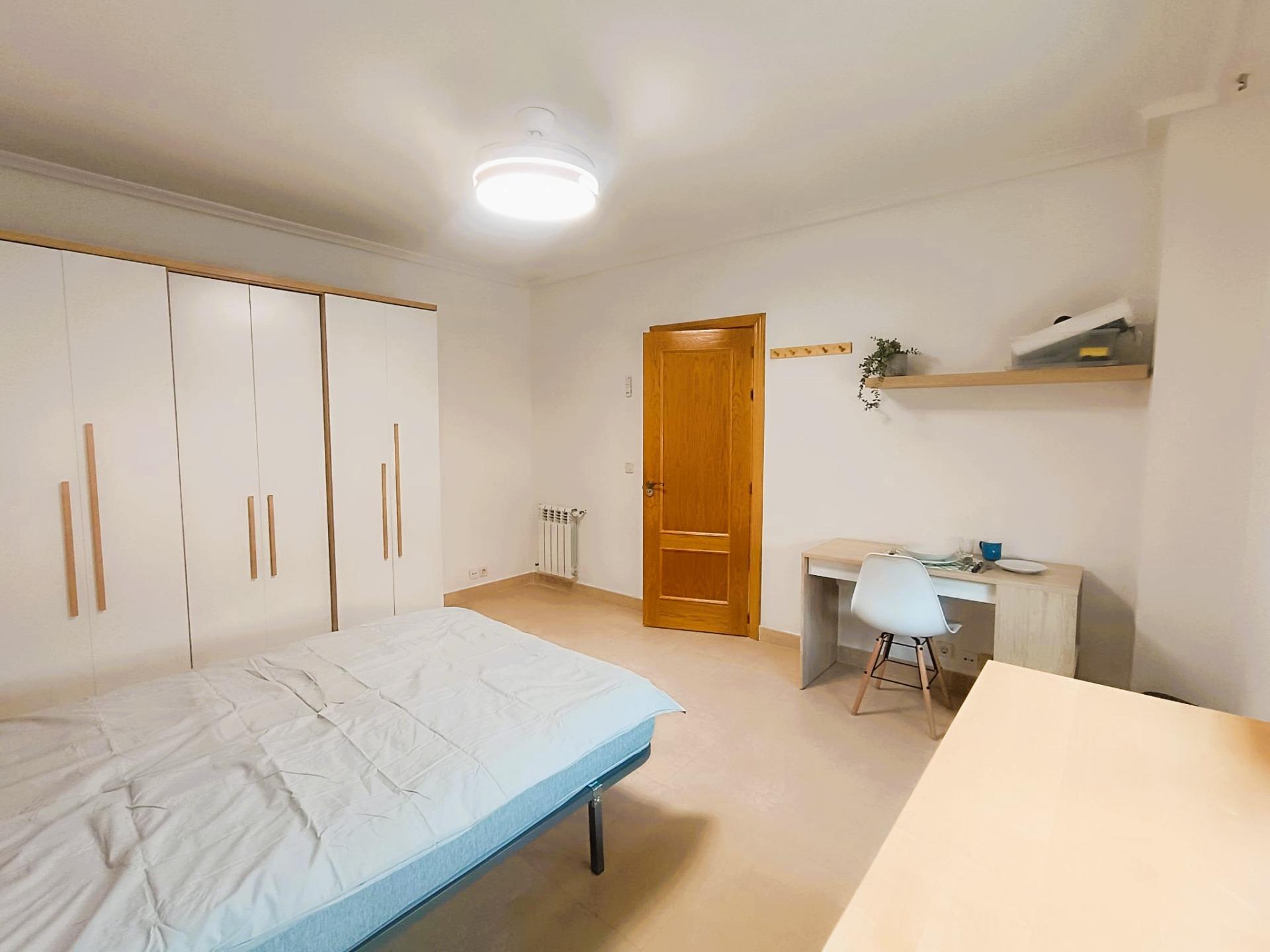 habitaciones EN ALQUILER EN ILLESCAS | CASA CON JARDÍN | SUM - foto 7