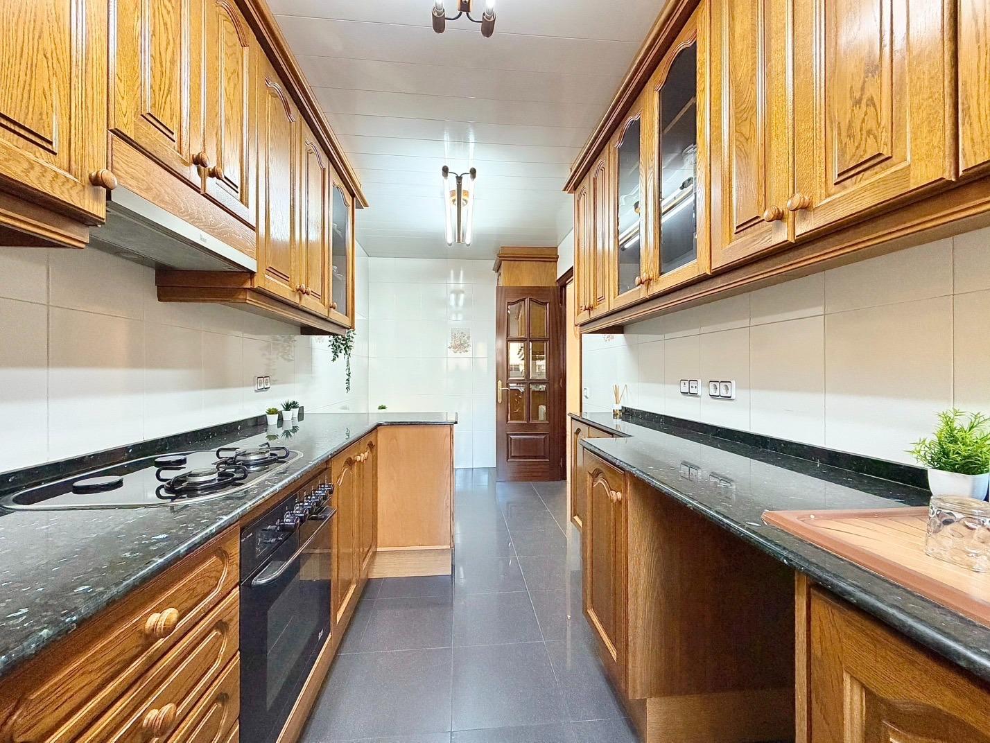 CASA UNIFAMILIAR ADOSADA EN SANT QUIRZE DEL VALLÈS !! - foto 11