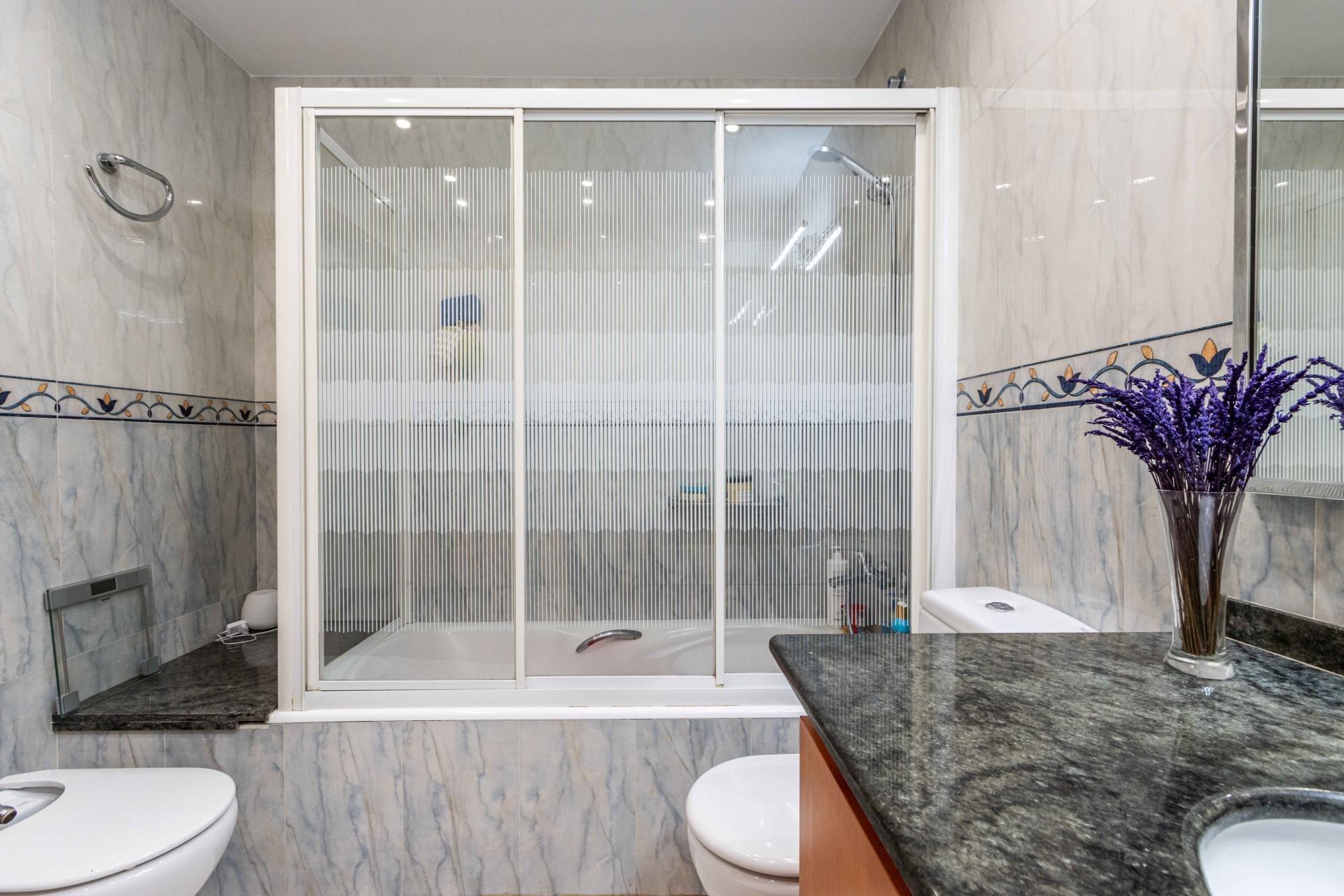 PISO DÚPLEX AL CENTRO DE SABADELL CON 2 PLAZAS DE PARKING Y  - foto 15