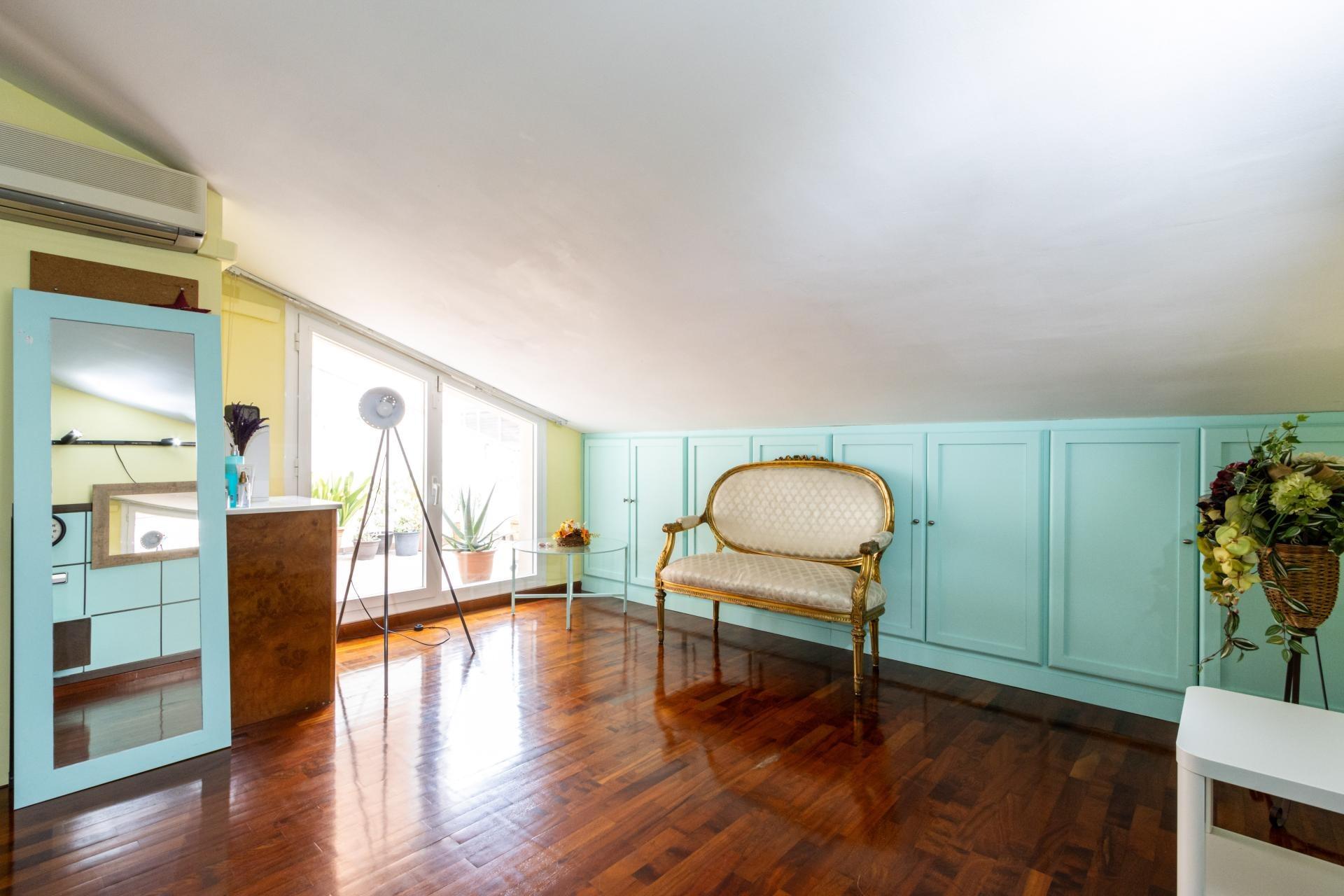 PISO DÚPLEX AL CENTRO DE SABADELL CON 2 PLAZAS DE PARKING Y  - foto 27