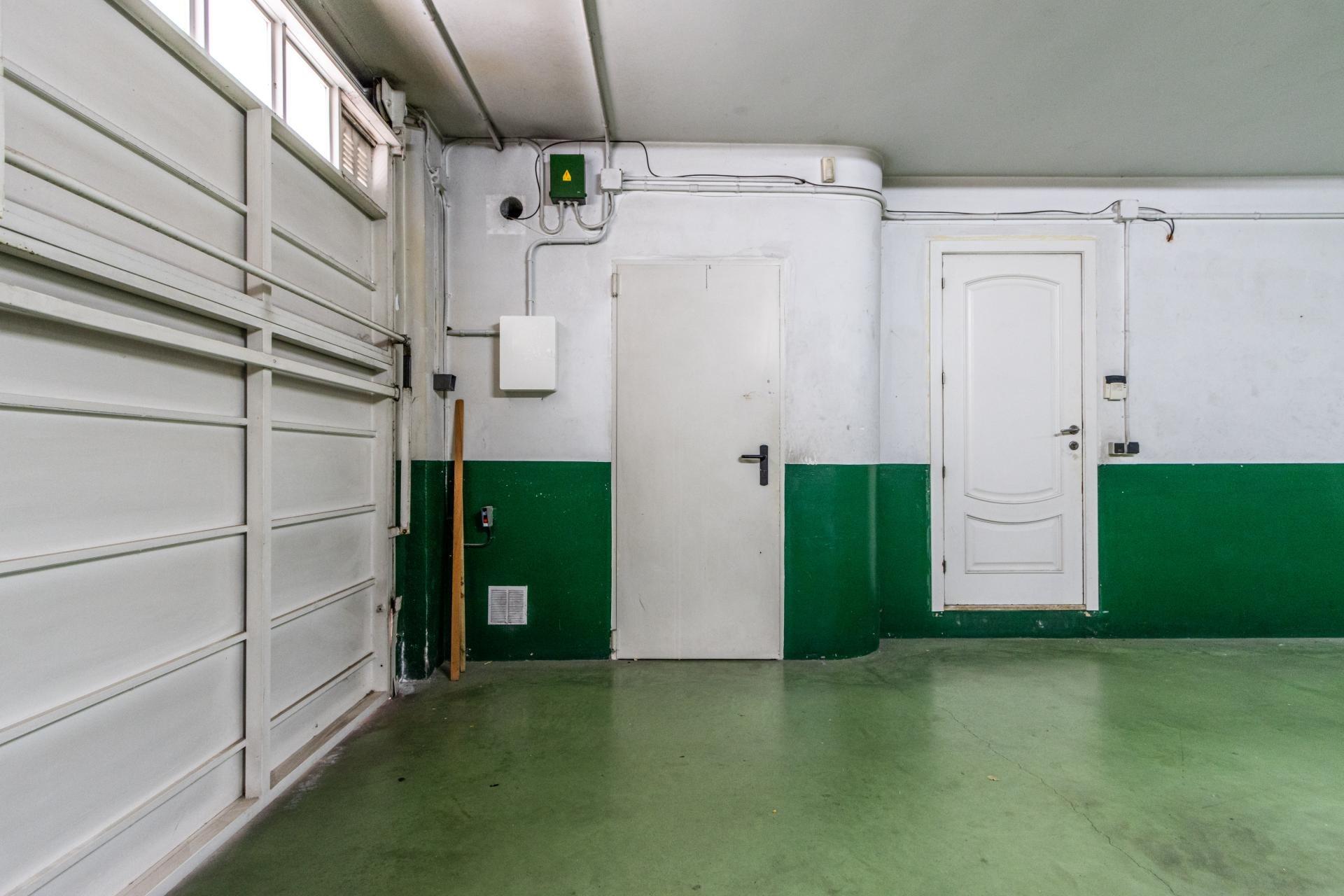 PISO DÚPLEX AL CENTRO DE SABADELL CON 2 PLAZAS DE PARKING Y  - foto 33