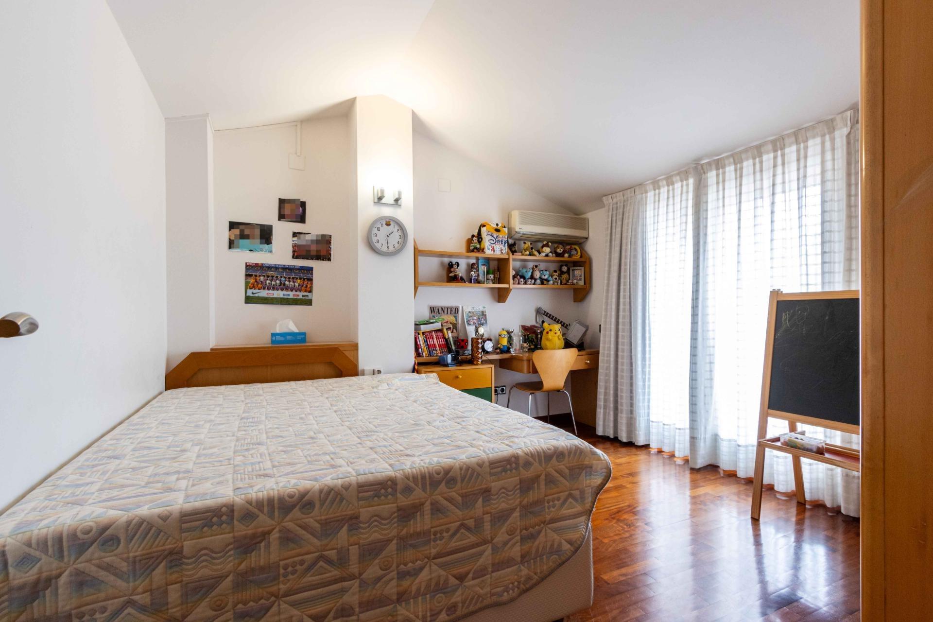 PISO DÚPLEX AL CENTRO DE SABADELL CON 2 PLAZAS DE PARKING Y  - foto 34