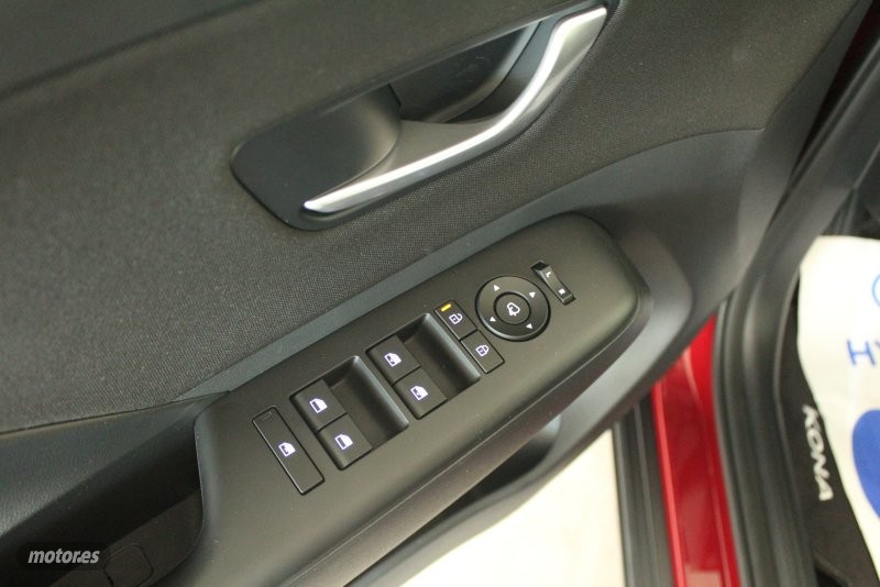 Hyundai Kona - foto 12