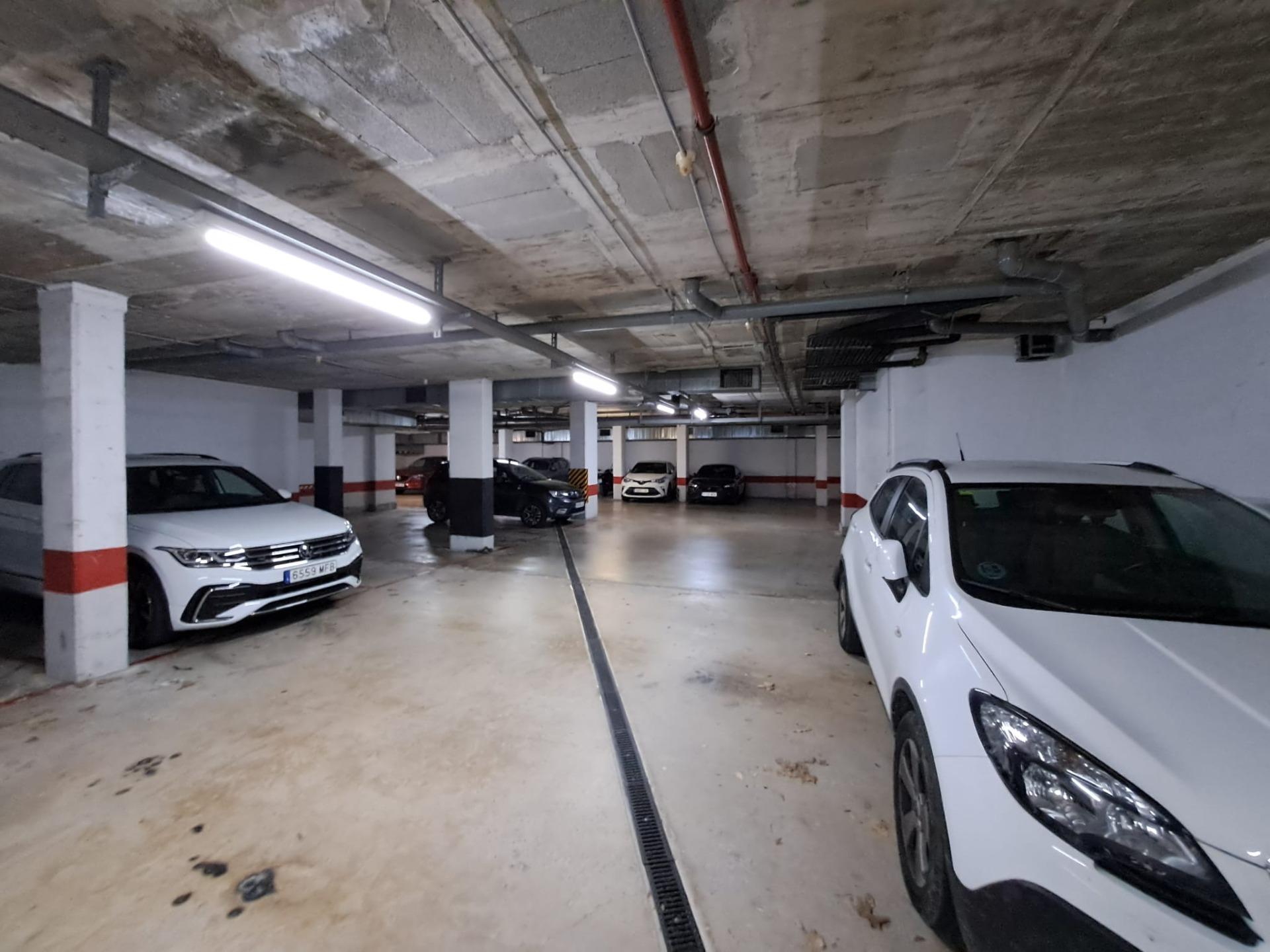 PARKING EN VENTA EN EL CORAZÓN DE TORRE ROMEU - foto 7