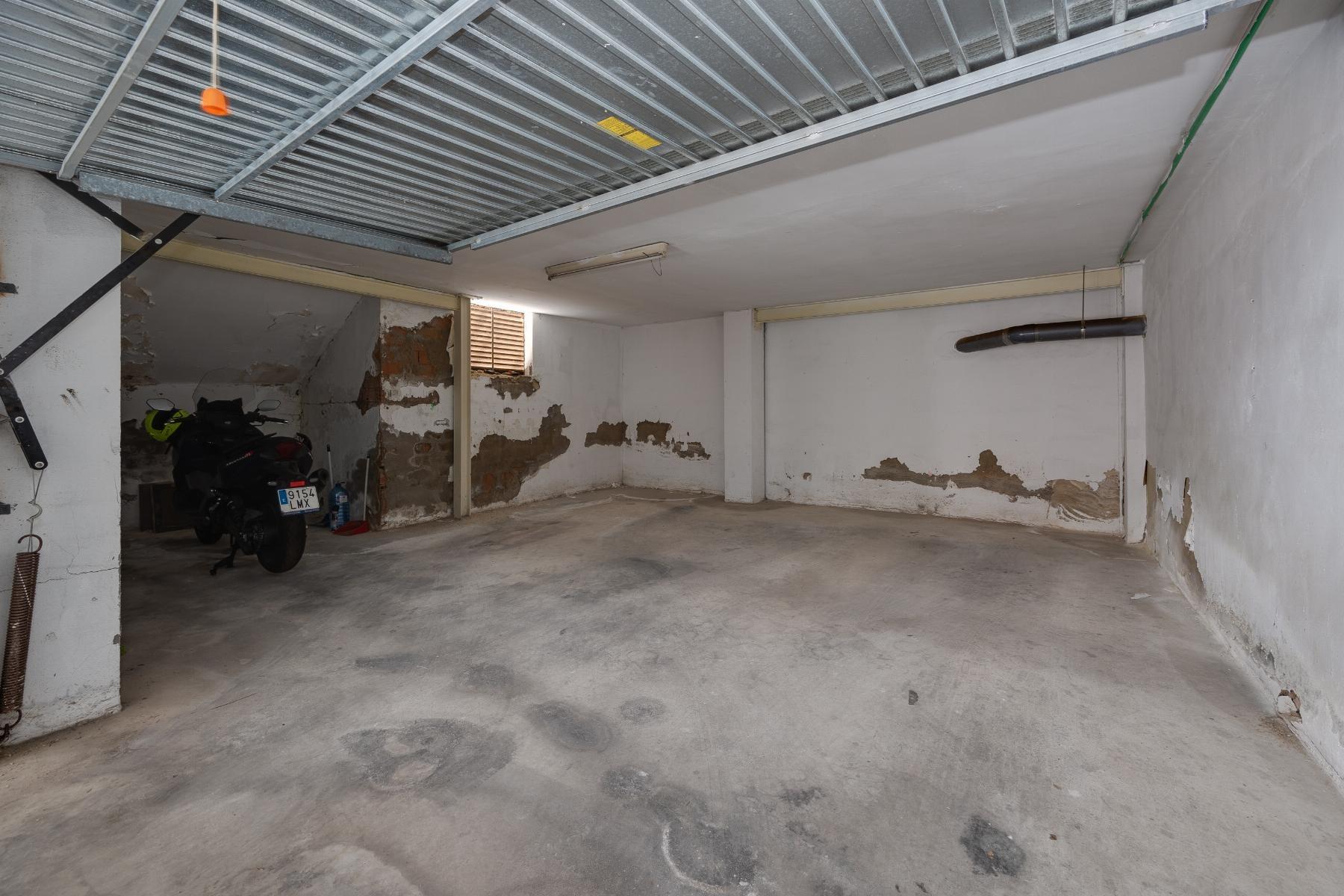 Primera línea con terraza de 38 m2 y vistas panorámicas en T - foto 36