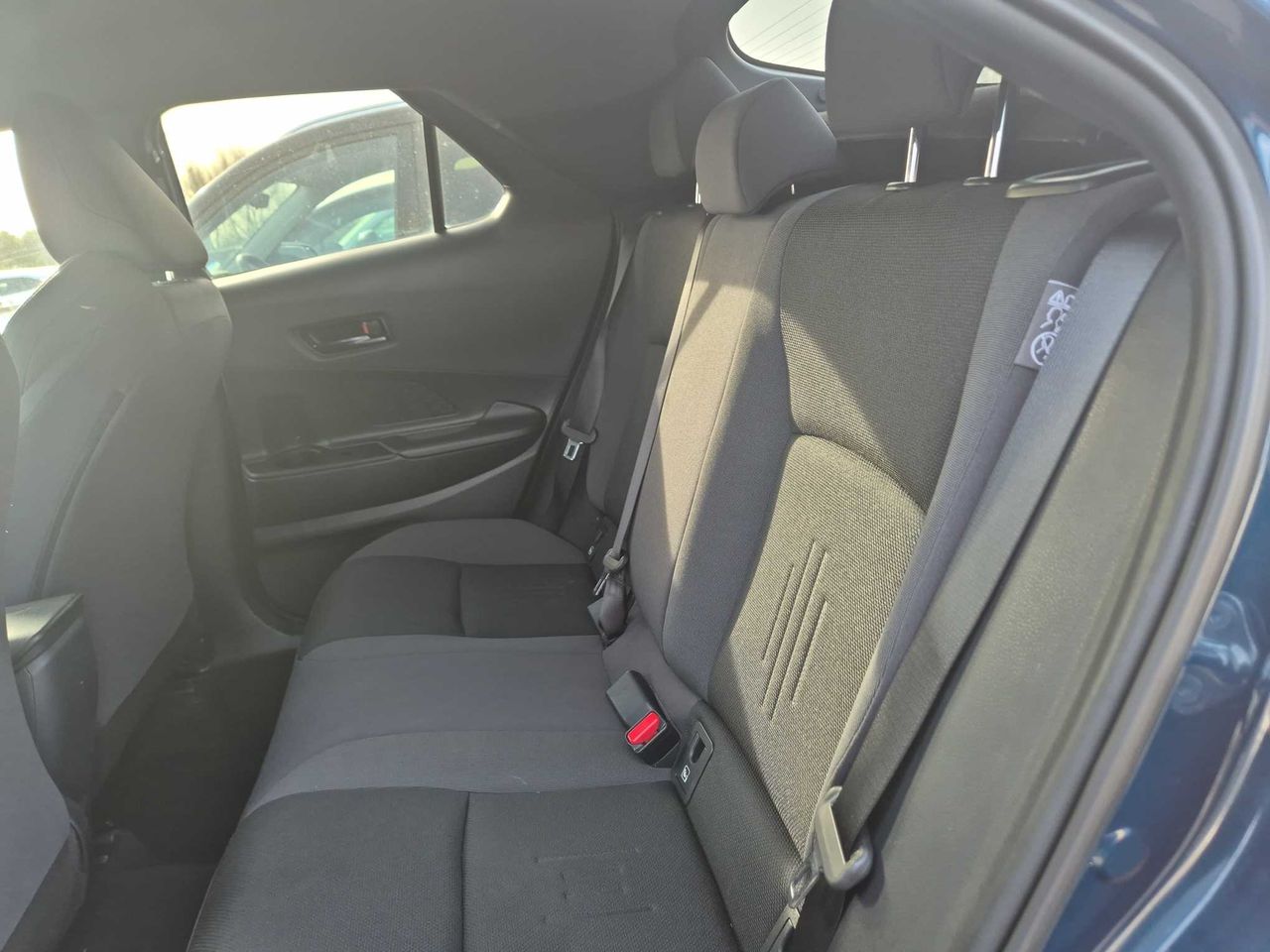 Toyota C-HR 1.8 Advance Hybrid 140 - foto 7