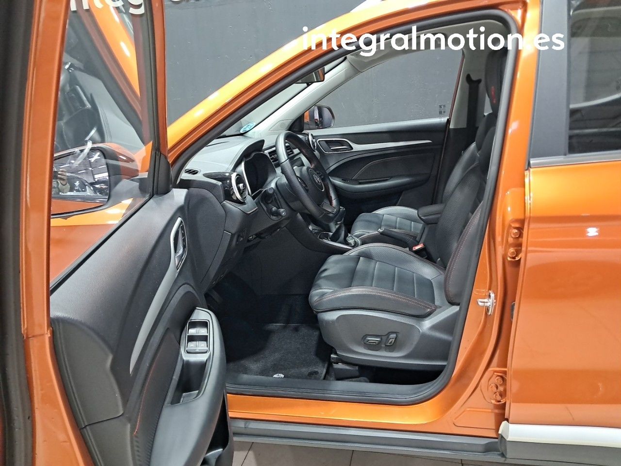 MG ZS 1.5 Luxury - foto 6