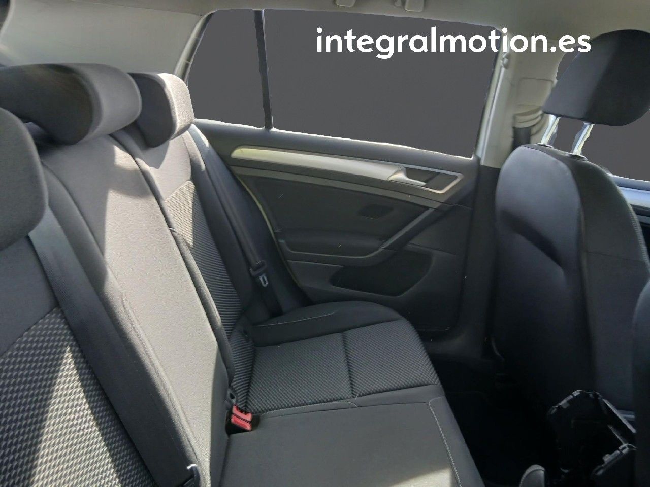 Volkswagen Golf Last Edition 1.6 TDI 85kW (115CV) - foto 7