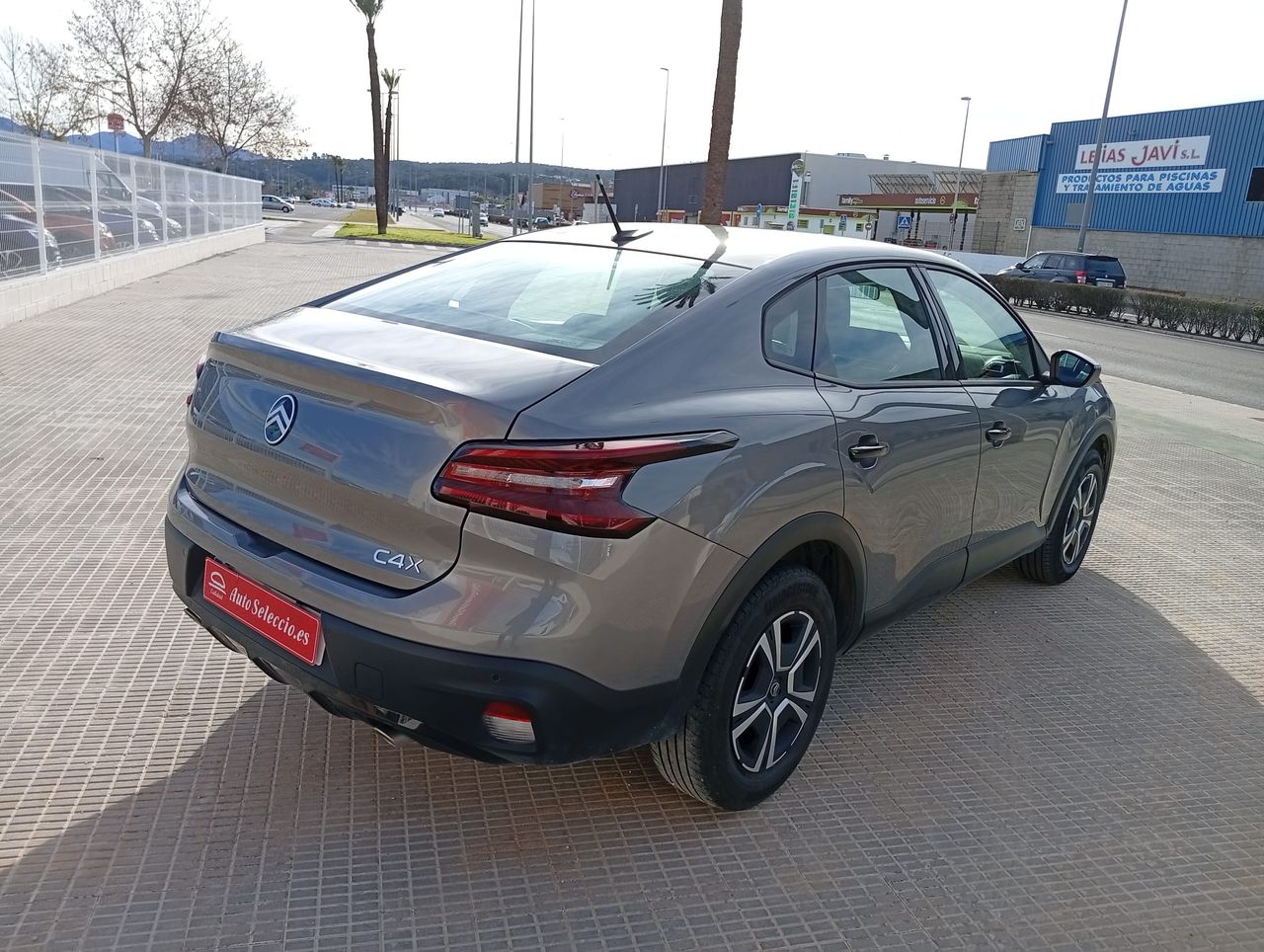 Citroën C4 X Hybrid 136 e-DCS6 Plus - foto 4