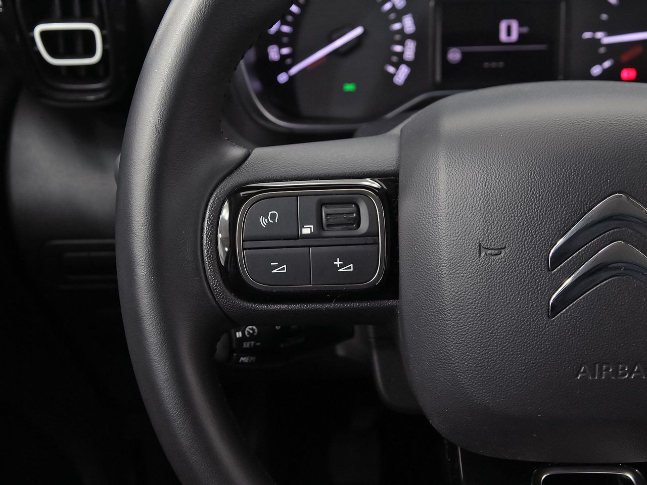 Citroën C3 Aircross BlueHDi 81kW (110CV) S&S Shine - foto 18