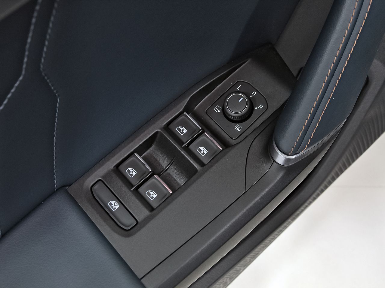 Cupra Formentor 2.0 TSI 228kW) 4Drive DSG L Ed Petrol M - foto 10