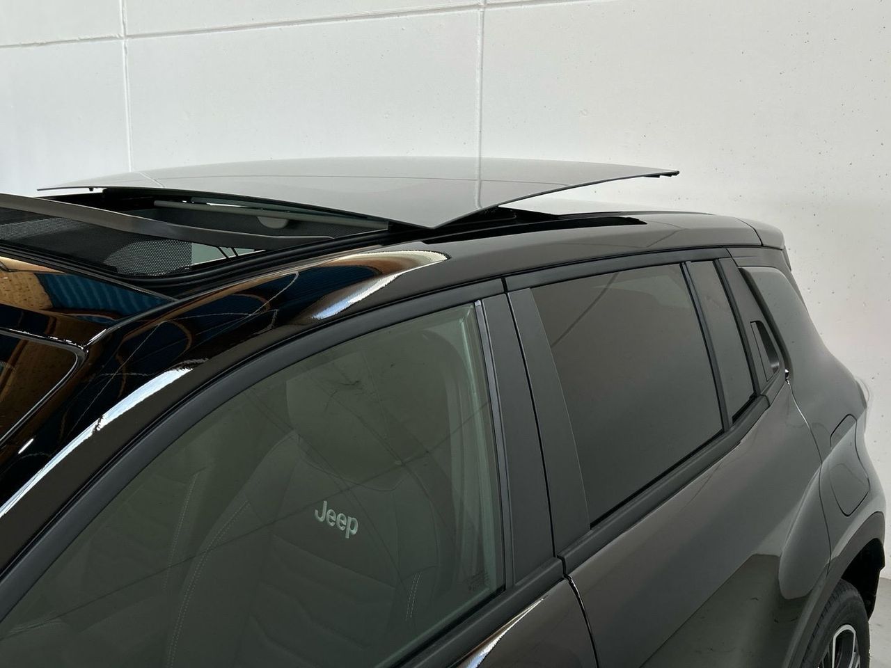 Jeep Avenger 1.2 eHybrid Summit 74 kW (100 CV) - foto 33