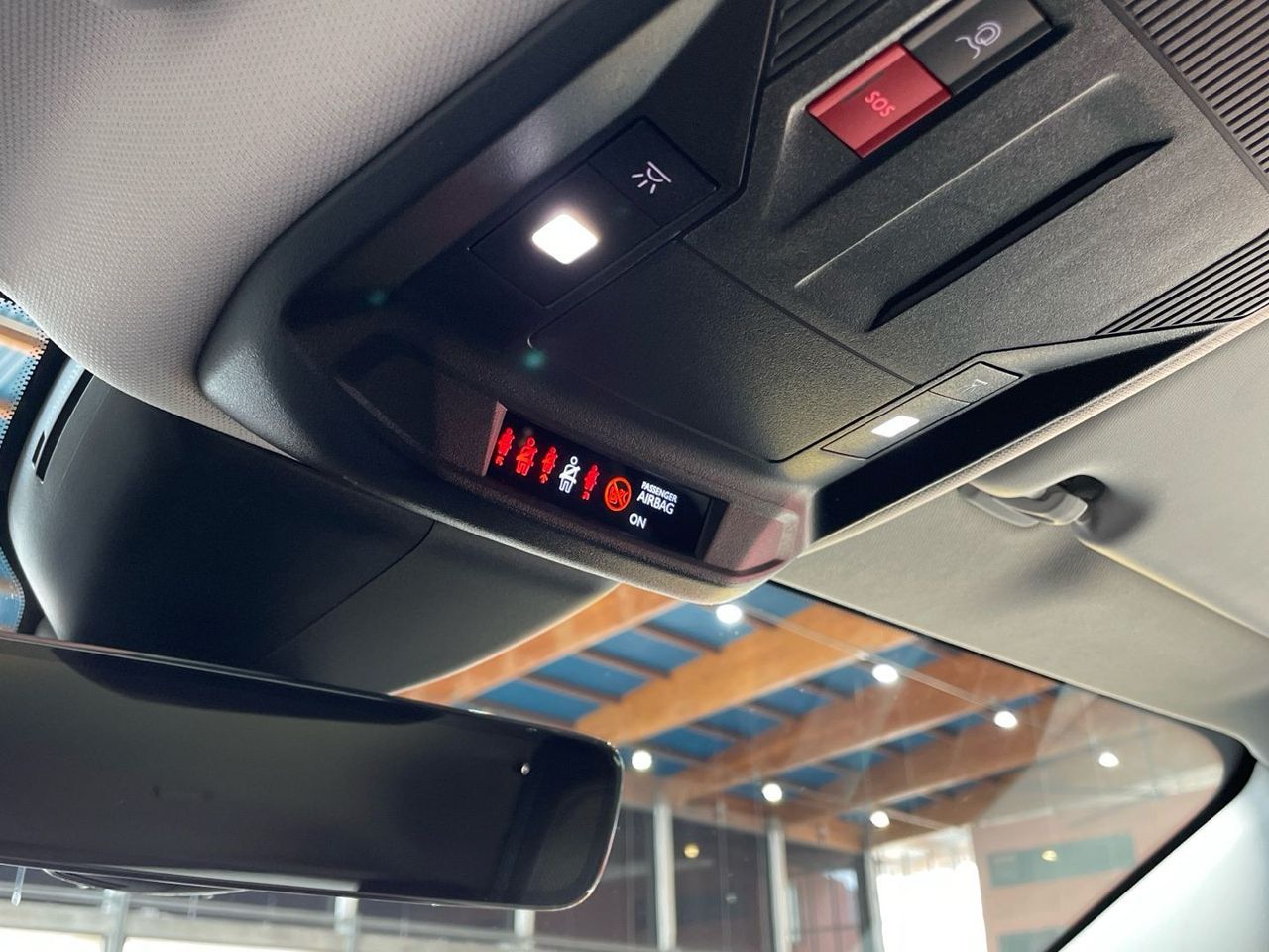 Peugeot 308 PureTech 130 S&S Allure 96 kW (130 CV) - foto 18