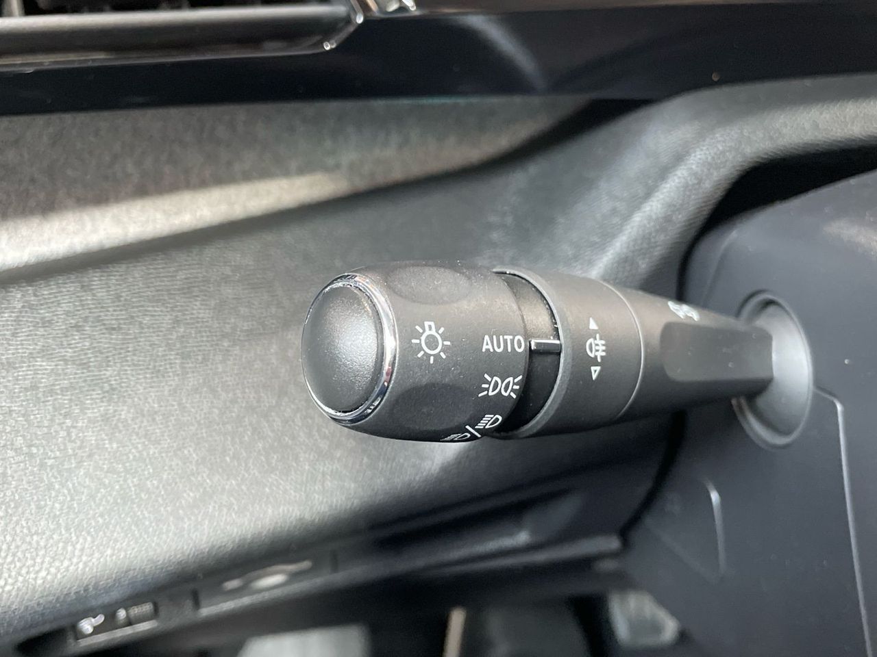 Peugeot 308 PureTech 130 S&S Allure 96 kW (130 CV) - foto 36