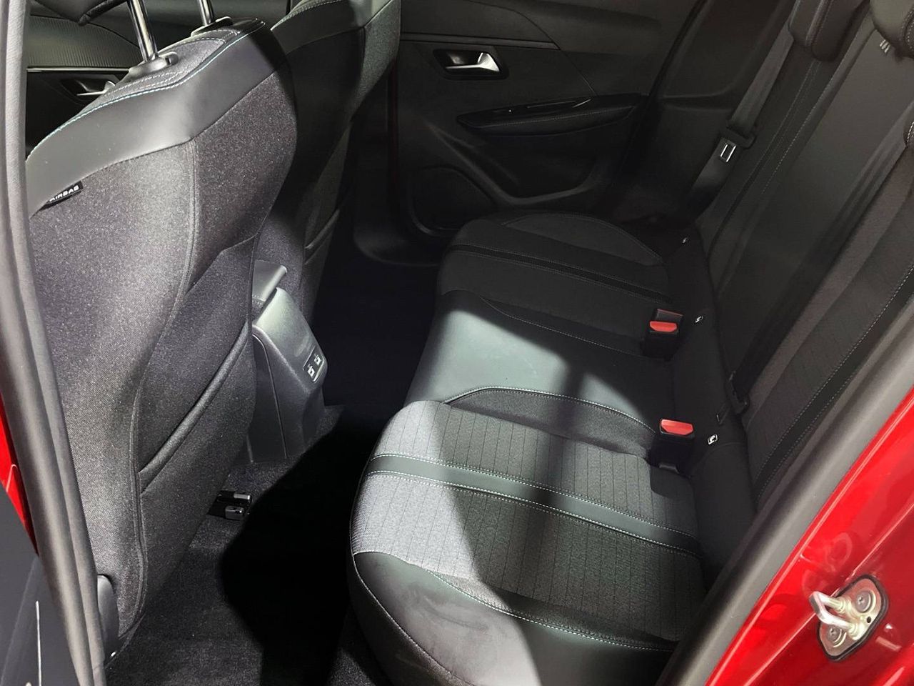 Peugeot 208 Eléctrico Allure Pack - foto 10