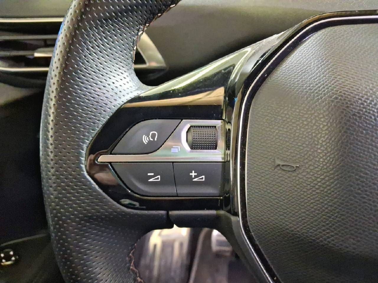 Peugeot 5008 1.2 PureTech 96KW (130CV) S&S GT - foto 24