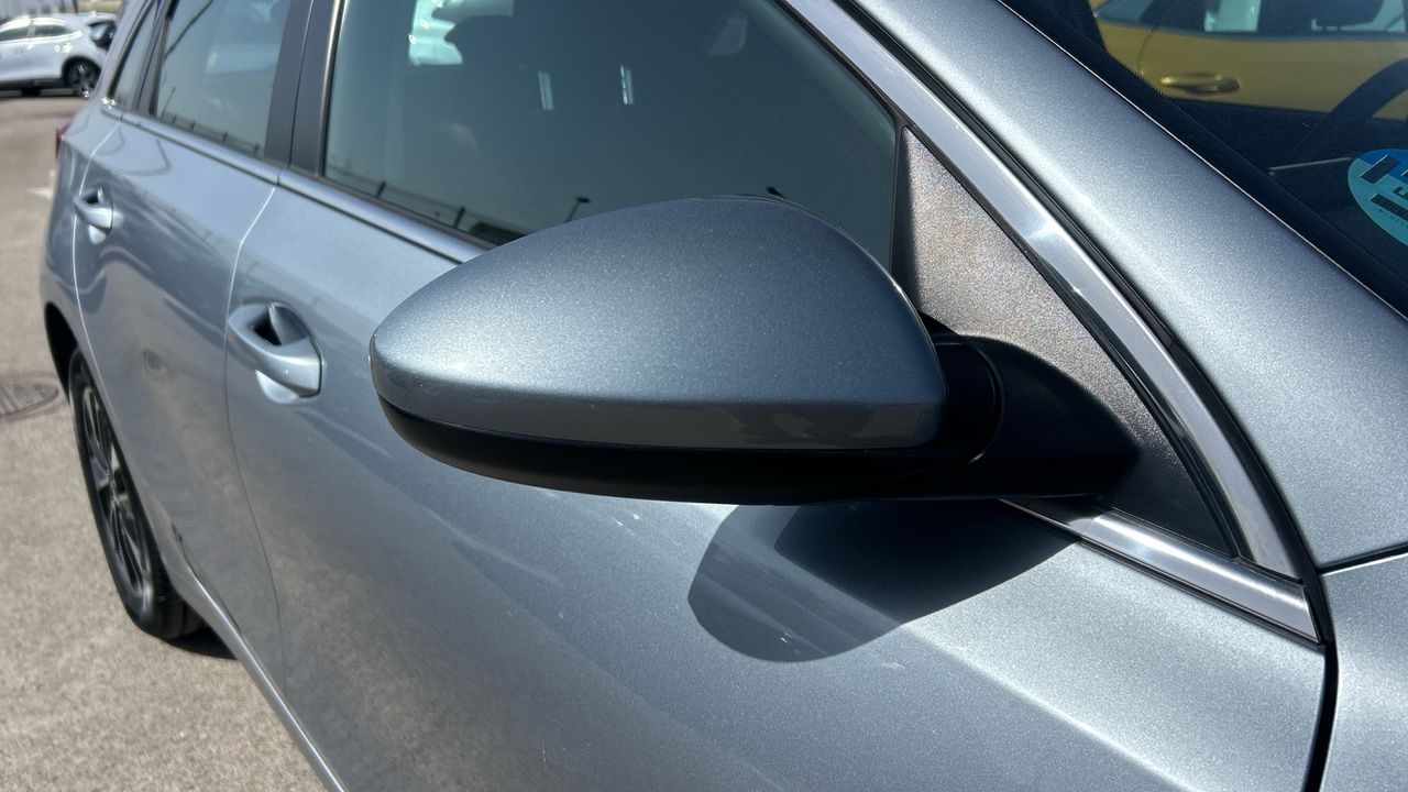 Kia Ceed 1.0 MHEV 74KW DRIVE DCT 100 5P - foto 17